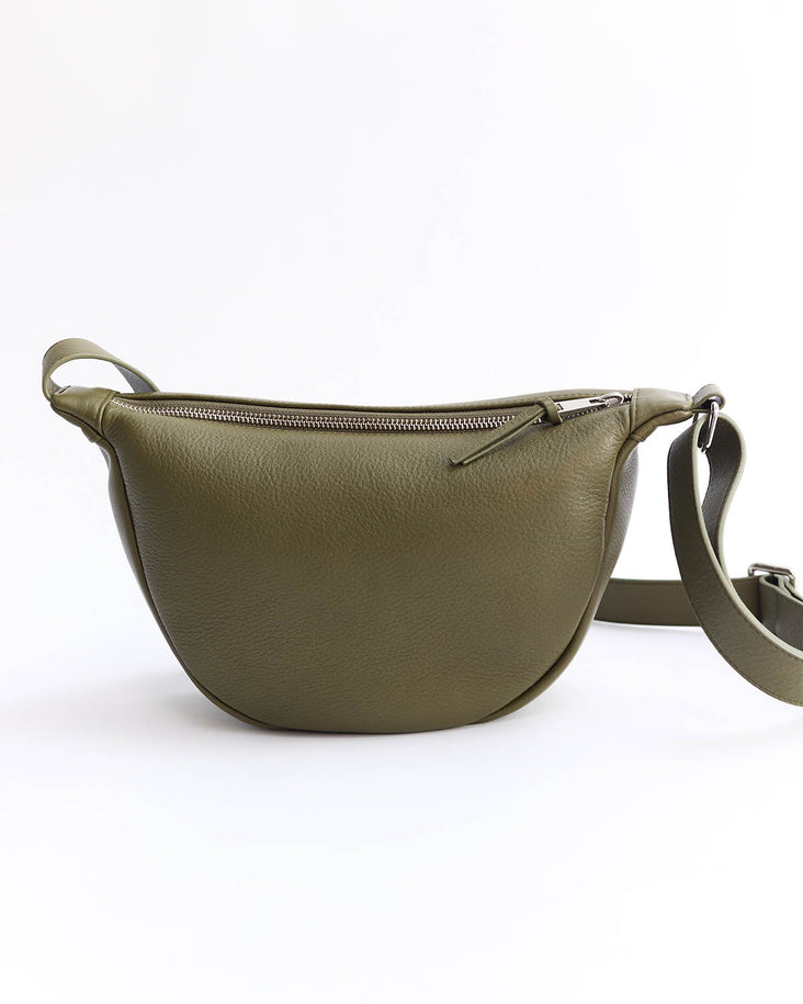 Sporty Crossbody: Olive
