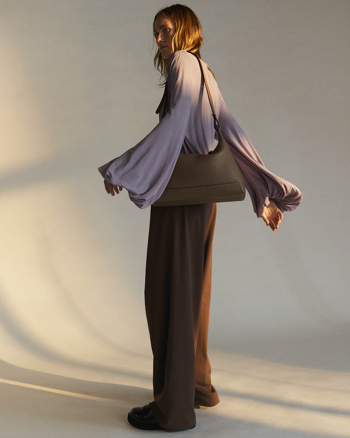 Lou Handbag in taupe | The Horse USA