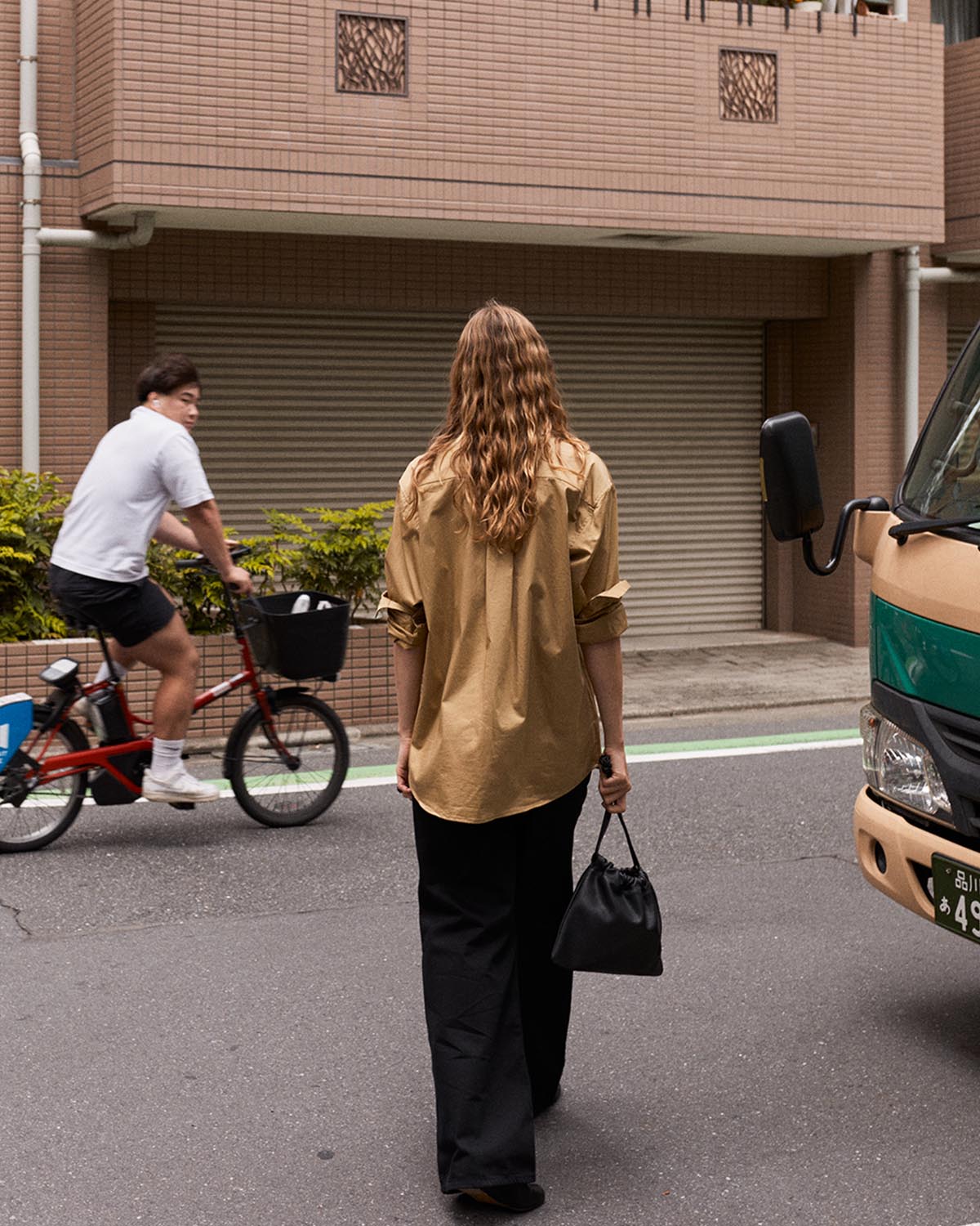 Fin Drawstring Bag: Black