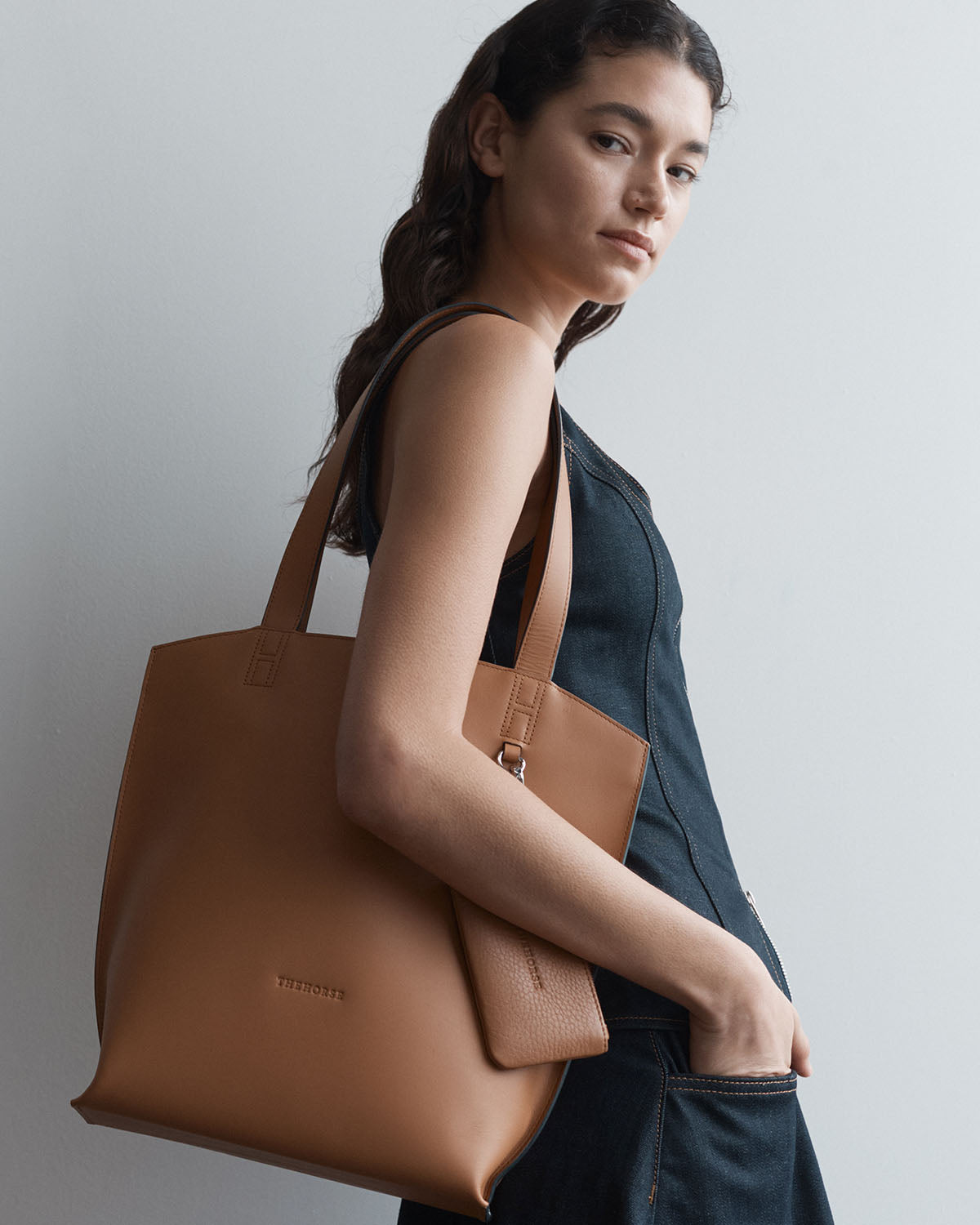 Florence Tote: Tan