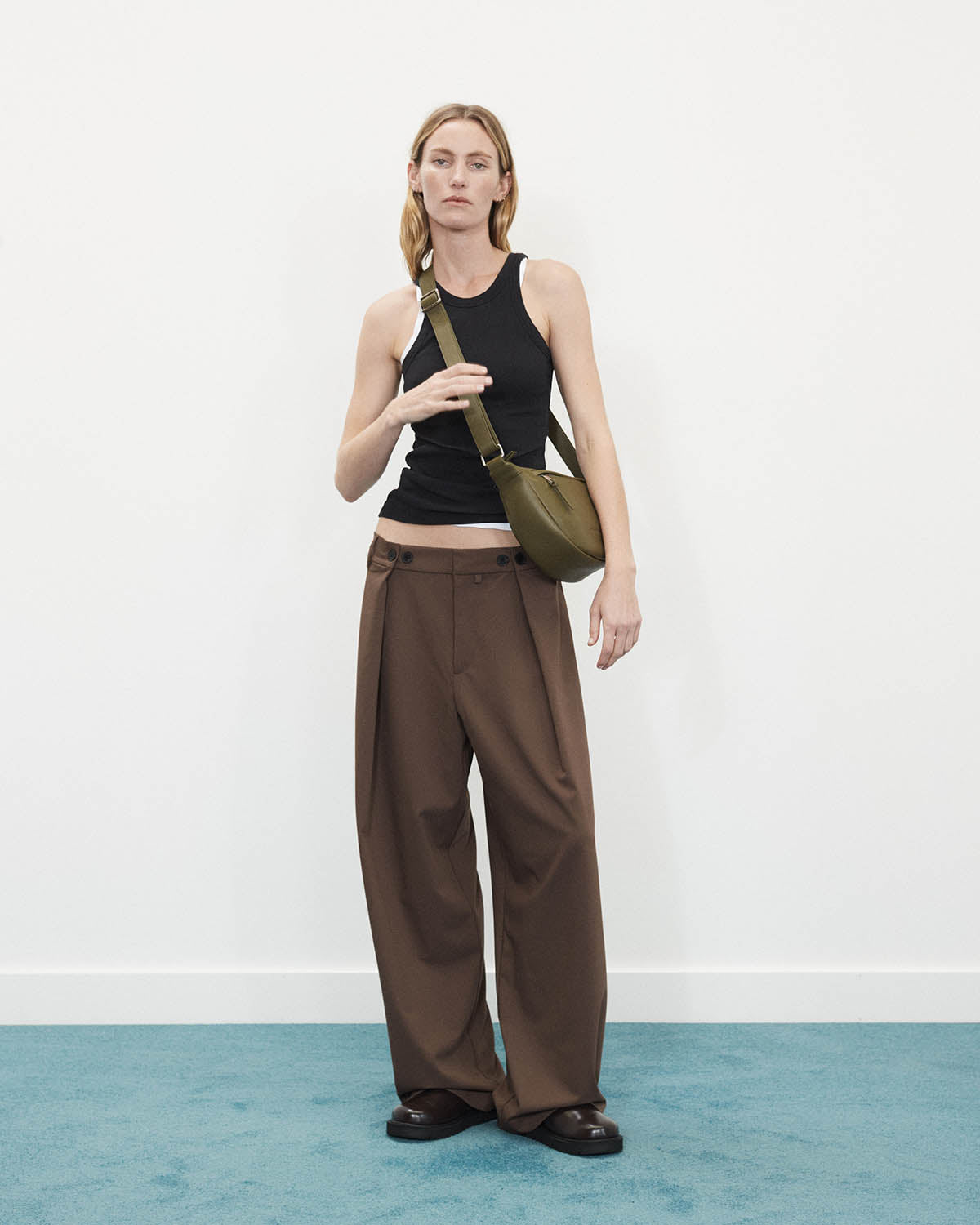 Sporty Crossbody: Olive