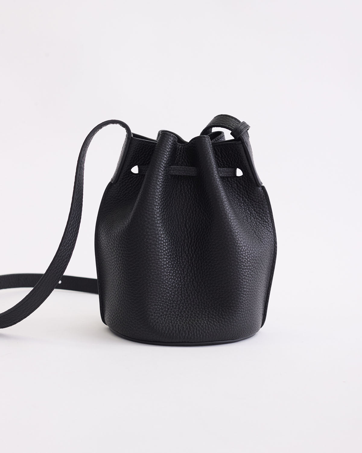 Bobb Bucket Bag: Black Pebbled Leather