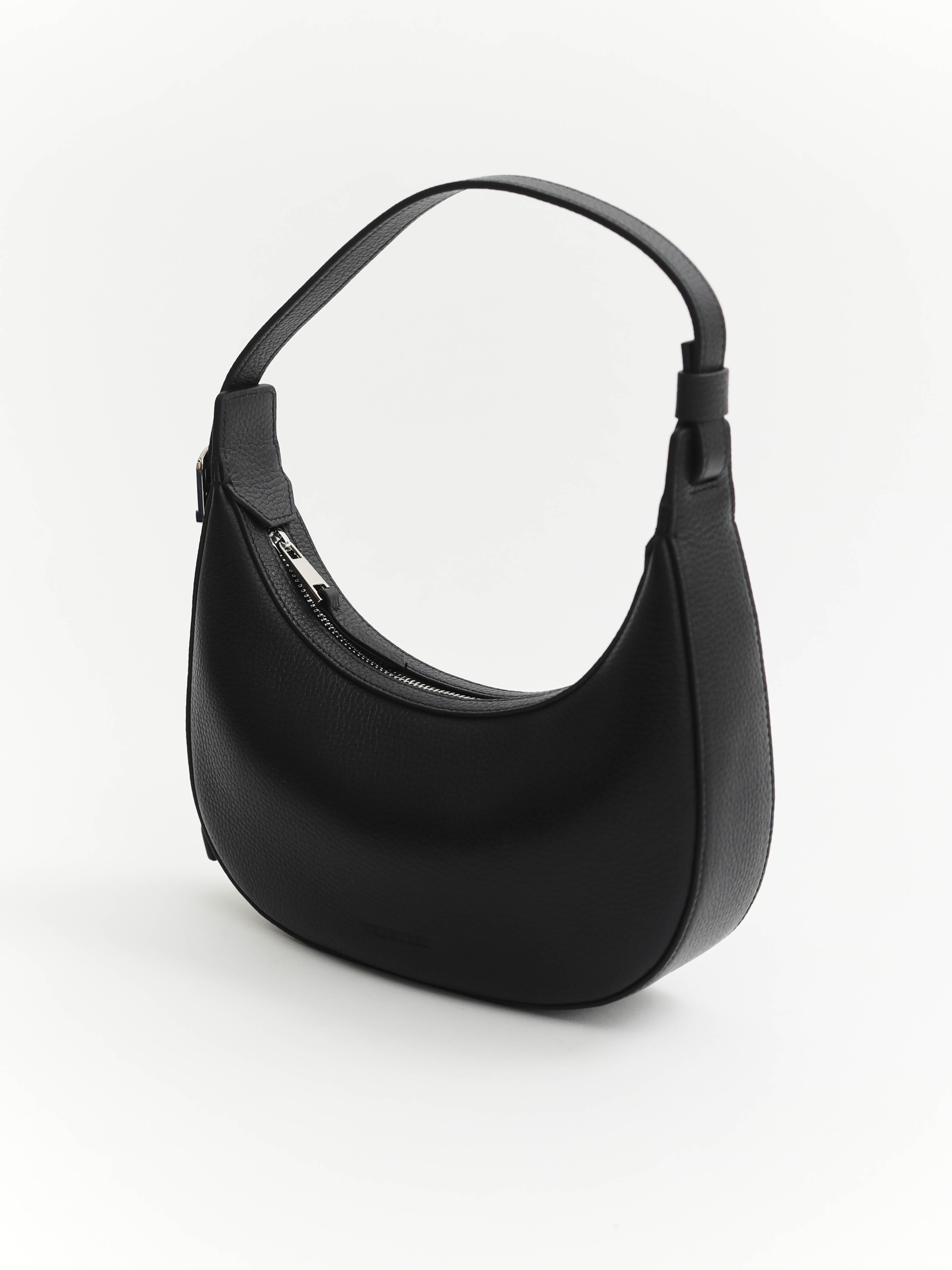 Friday Bag: Leather Bag in Black | The Horse USA