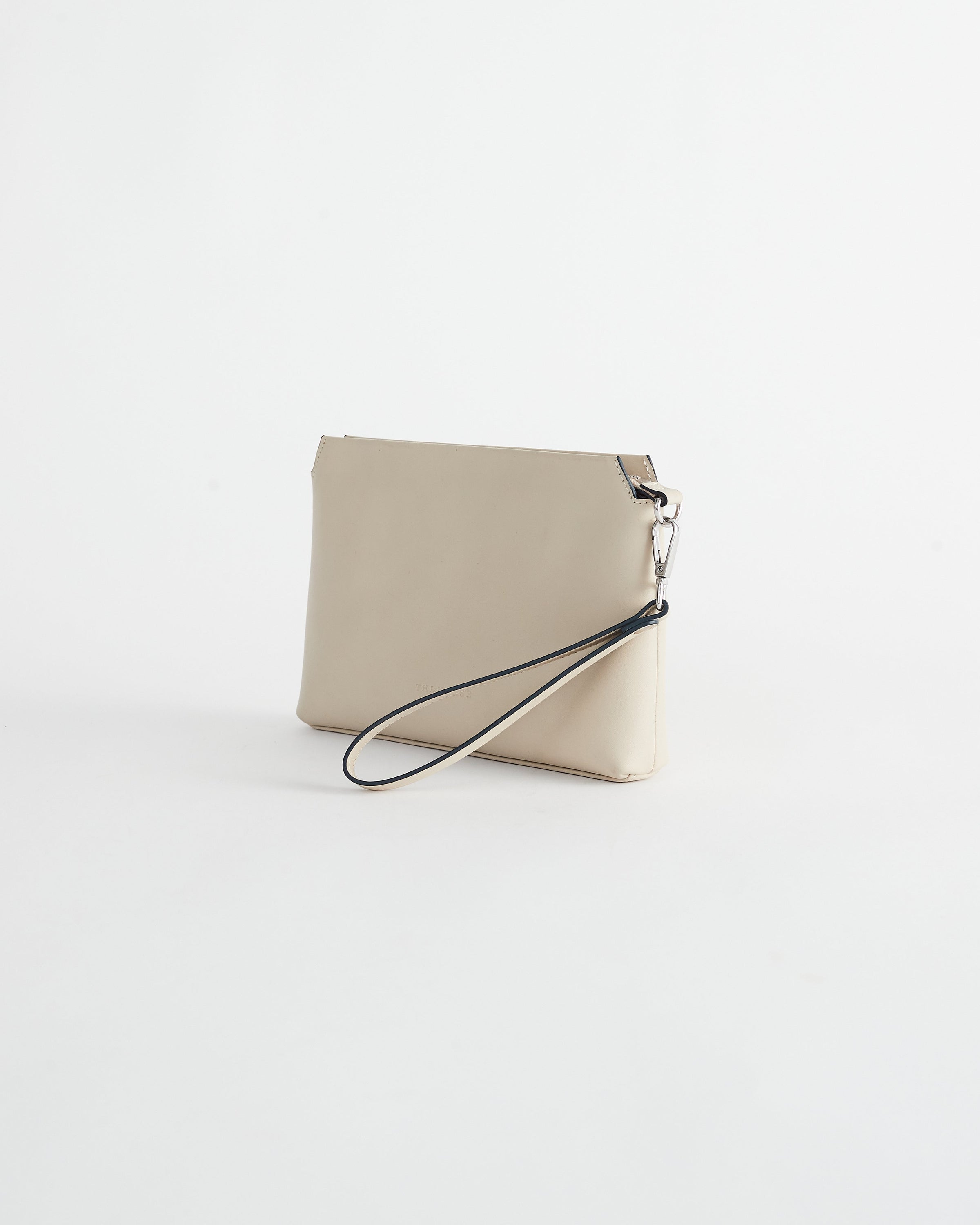 The Lola Clutch: Oat