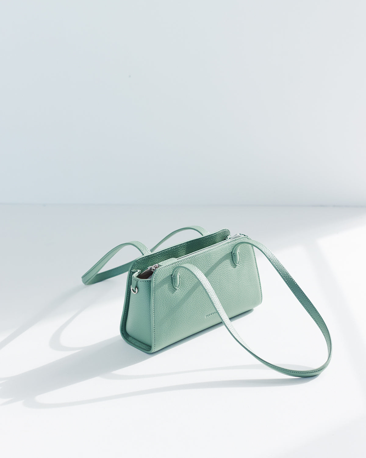Rene Shoulder Bag: Mint