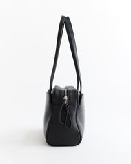Maggie Shoulder Bag: Black