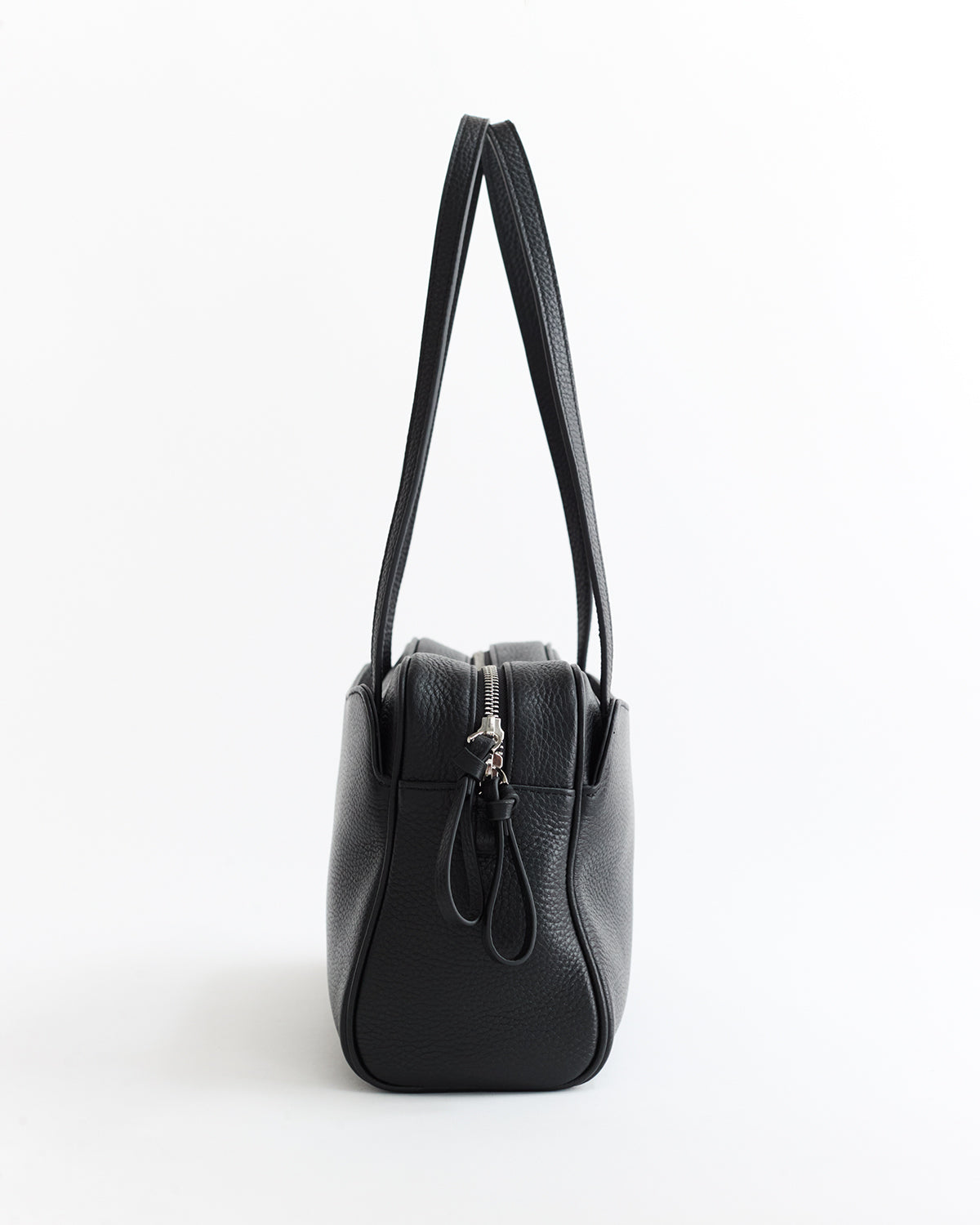 Maggie Shoulder Bag: Black