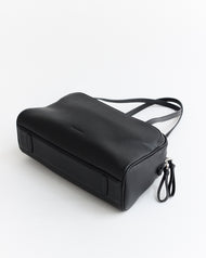 Maggie Shoulder Bag: Black