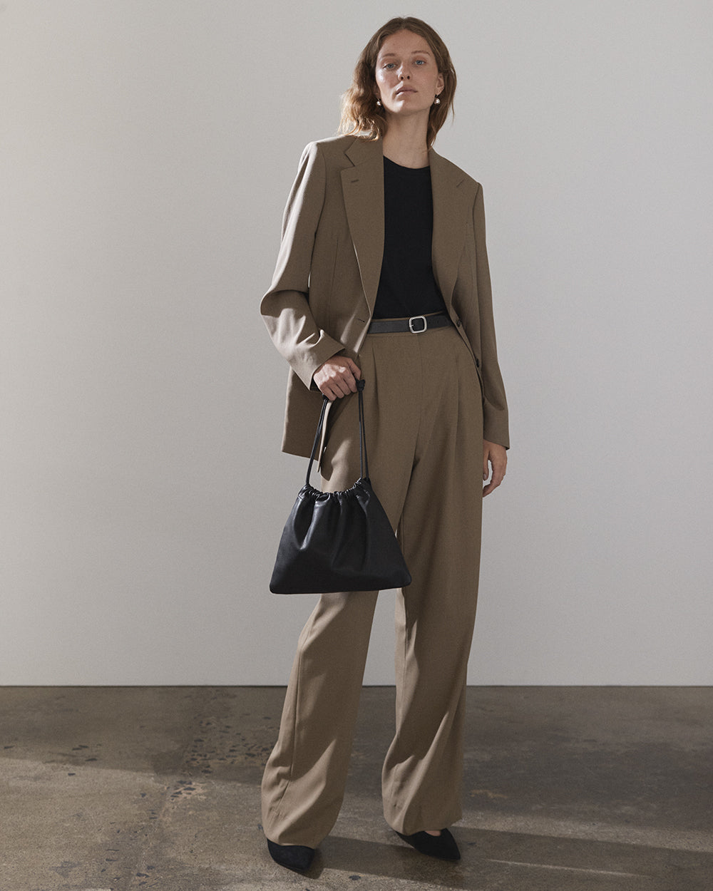 Fin Drawstring Bag: Black