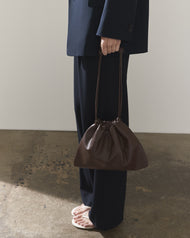 Fin Drawstring Bag: Coffee