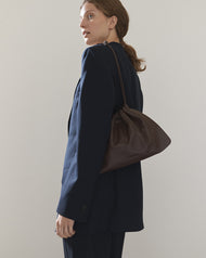 Fin Drawstring Bag: Coffee