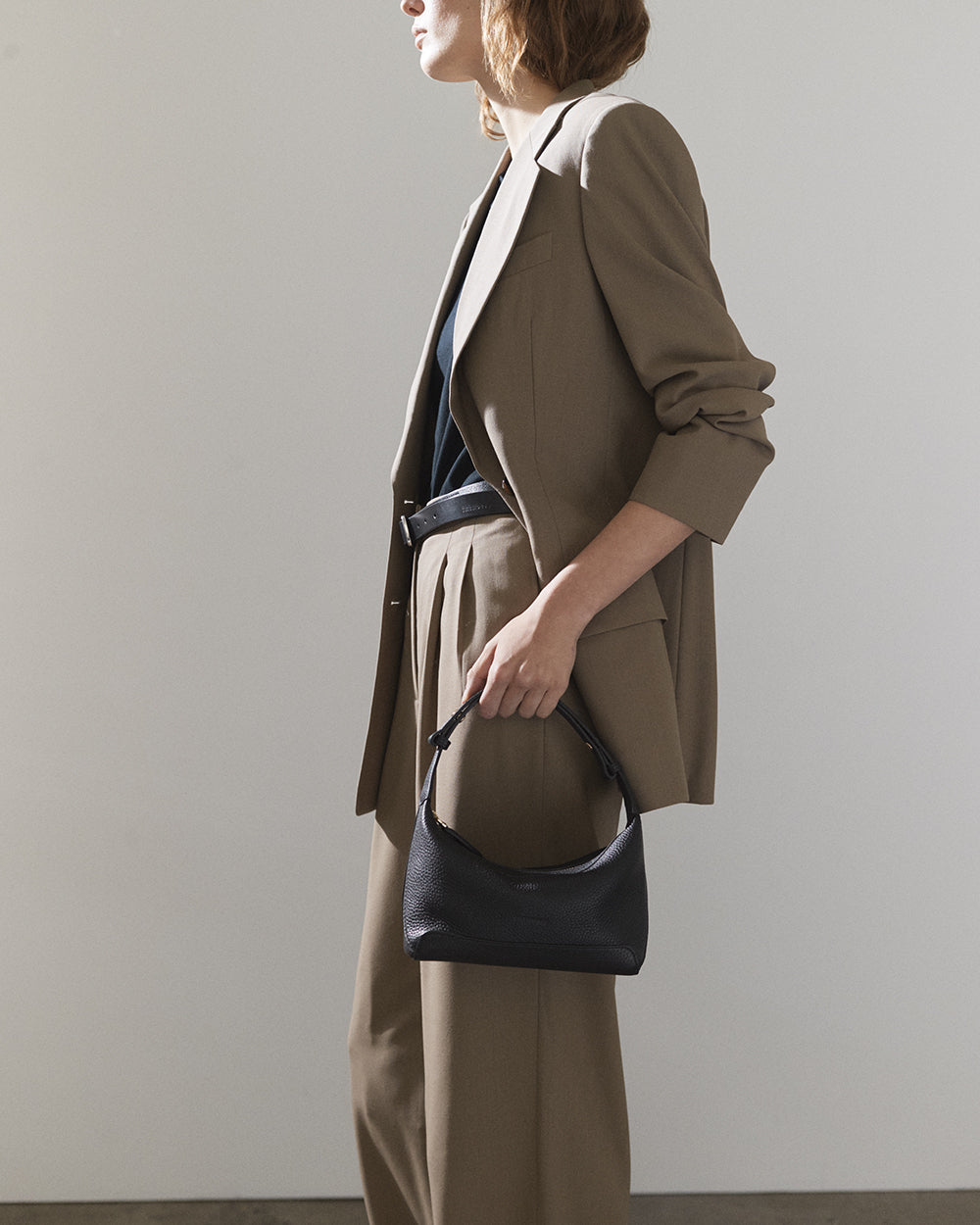 Harri Bag in Black Gold | The Horse