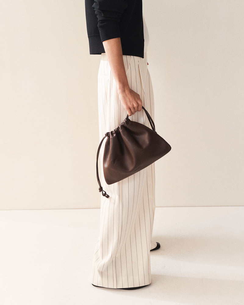 Fin Drawstring Pouch in Coffee | The Horse