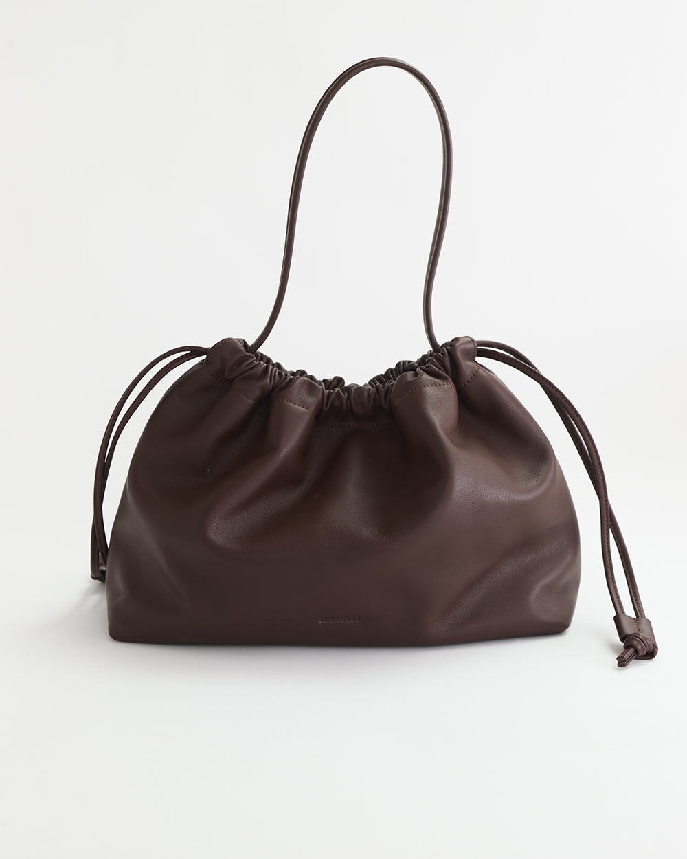 The Horse Fin Shoulder Bag: Coffee