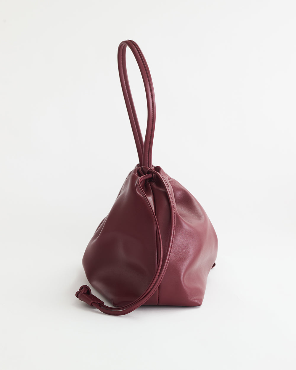 Fin Shoulder Bag: Cedar Red
