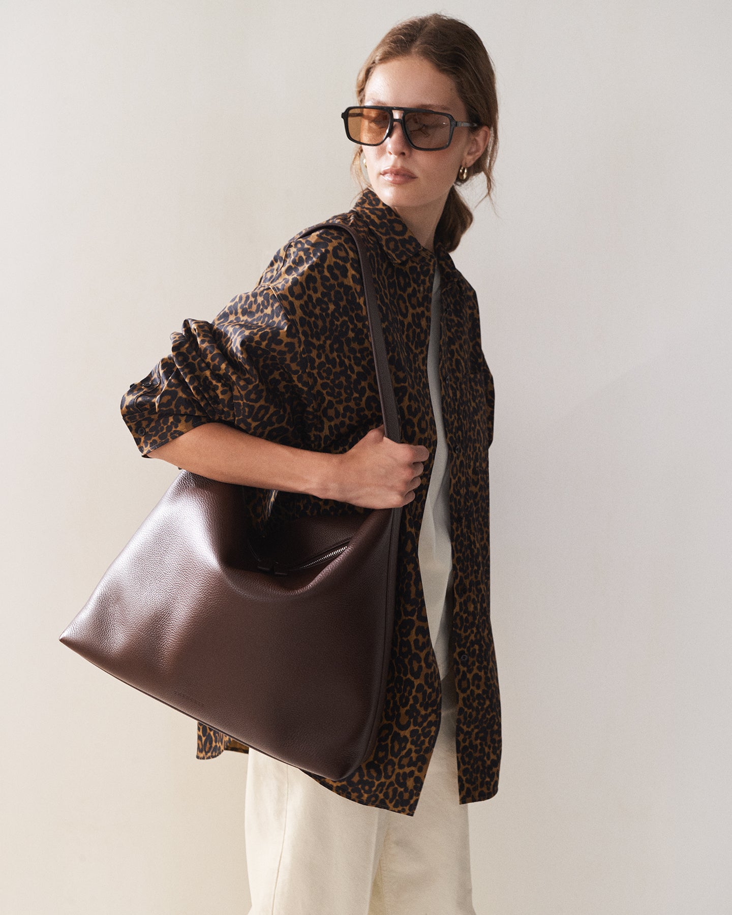 Large Daisy Bag: Coffee