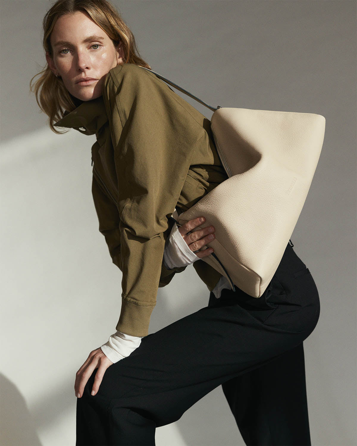 Lottie Handbag: Oat