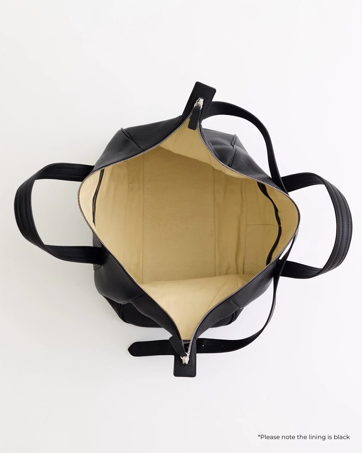 Aries Duffle Bag: Black